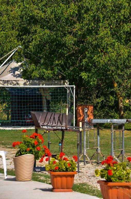 Agriturismo Cailuca Pietralunga Kültér fotó